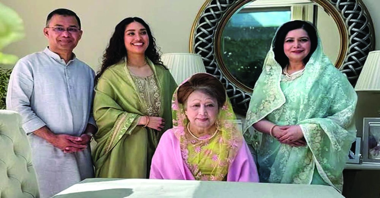 দুই পুত্রবধূসহ এপ্রিলেই দেশে ফিরছেন খালেদা জিয়া