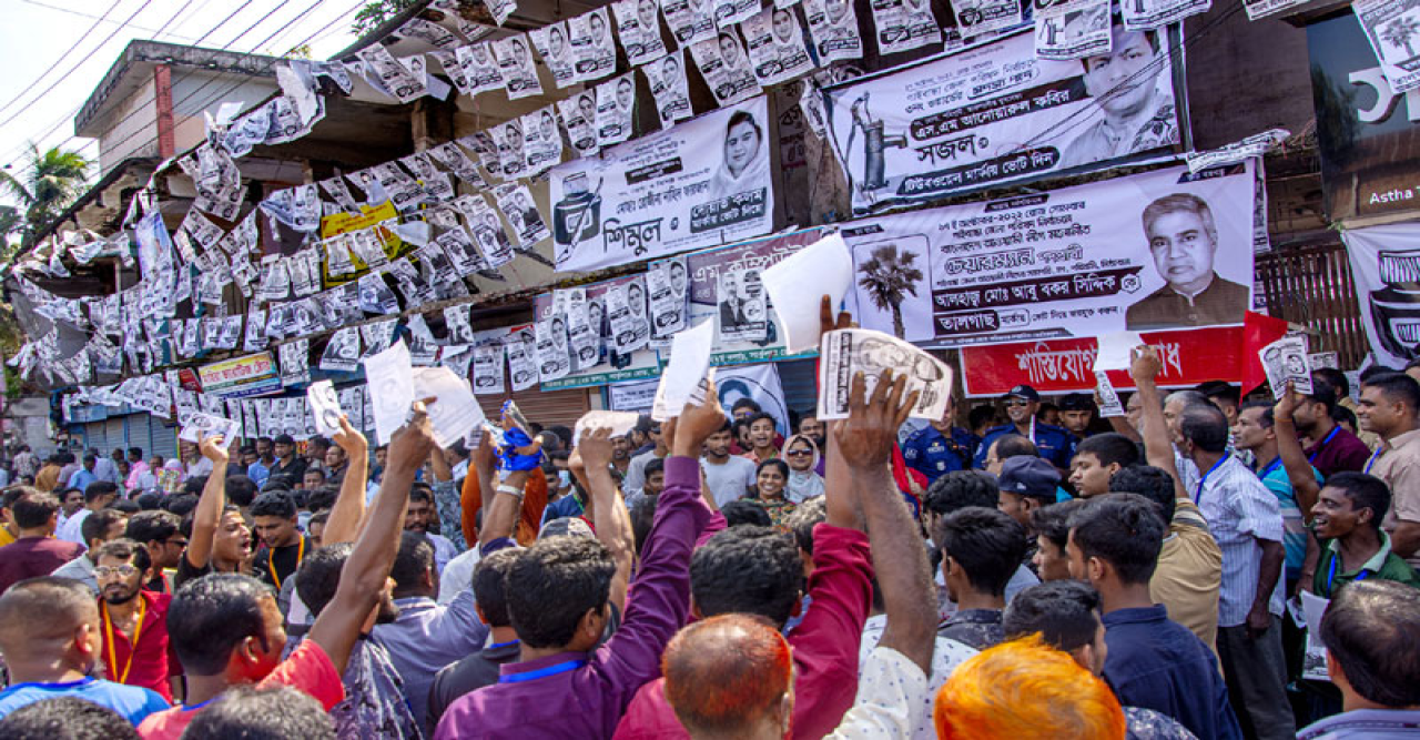 জেলা পরিষদ নির্বাচনে ভোটগ্রহণ শেষে চলছে গণনা