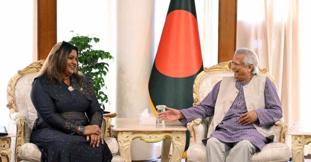 মালদ্বীপে অনিয়মিত বাংলাদেশিদের বৈধতার আহ্বান প্রধান উপদেষ্টার