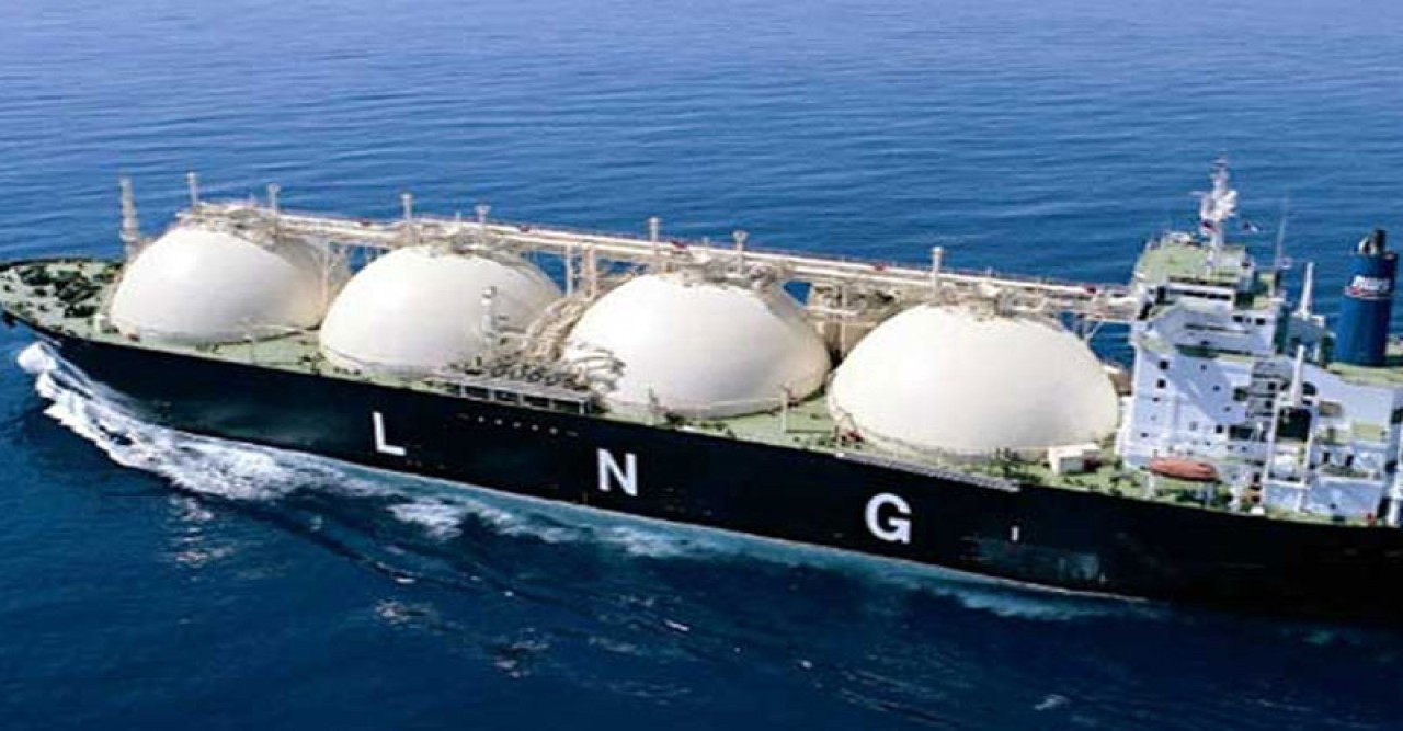 সিঙ্গাপুর থেকে আসবে ২ কার্গো এলএনজি, ব্যয় ১১০৪ কোটি