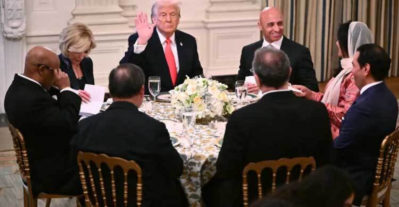 হোয়াইট হাউজে মুসলিমদের সঙ্গে ট্রাম্পের ইফতার