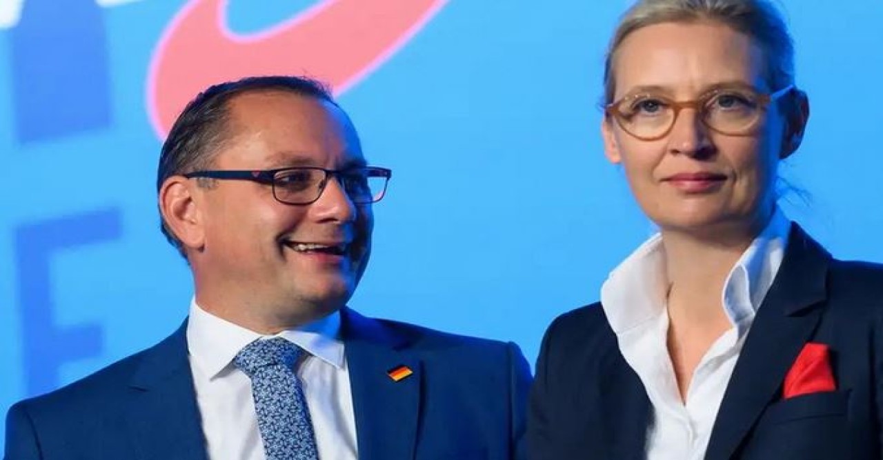 নির্বাচনী সমাবেশ থেকে হাসপাতালে জার্মান রক্ষণশীল নেতা