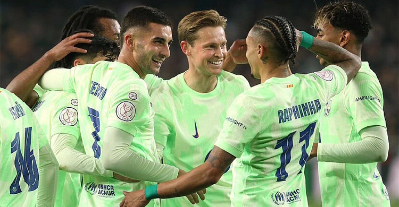 ভ্যালেন্সিয়াকে ৫-০ গোলে উড়িয়ে স্প্যানিশ কোপা দেল রে-র সেমিফাইনালে  বার্সেলোনা