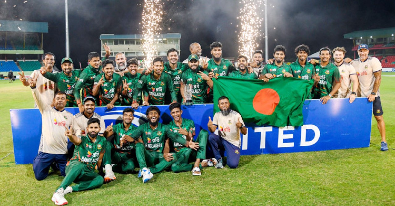 ওয়েস্ট ইন্ডিজকে ধবলধোলাইয়ের ‘মাস্টার-মাইন্ড’ কোচ সালাউদ্দীন!