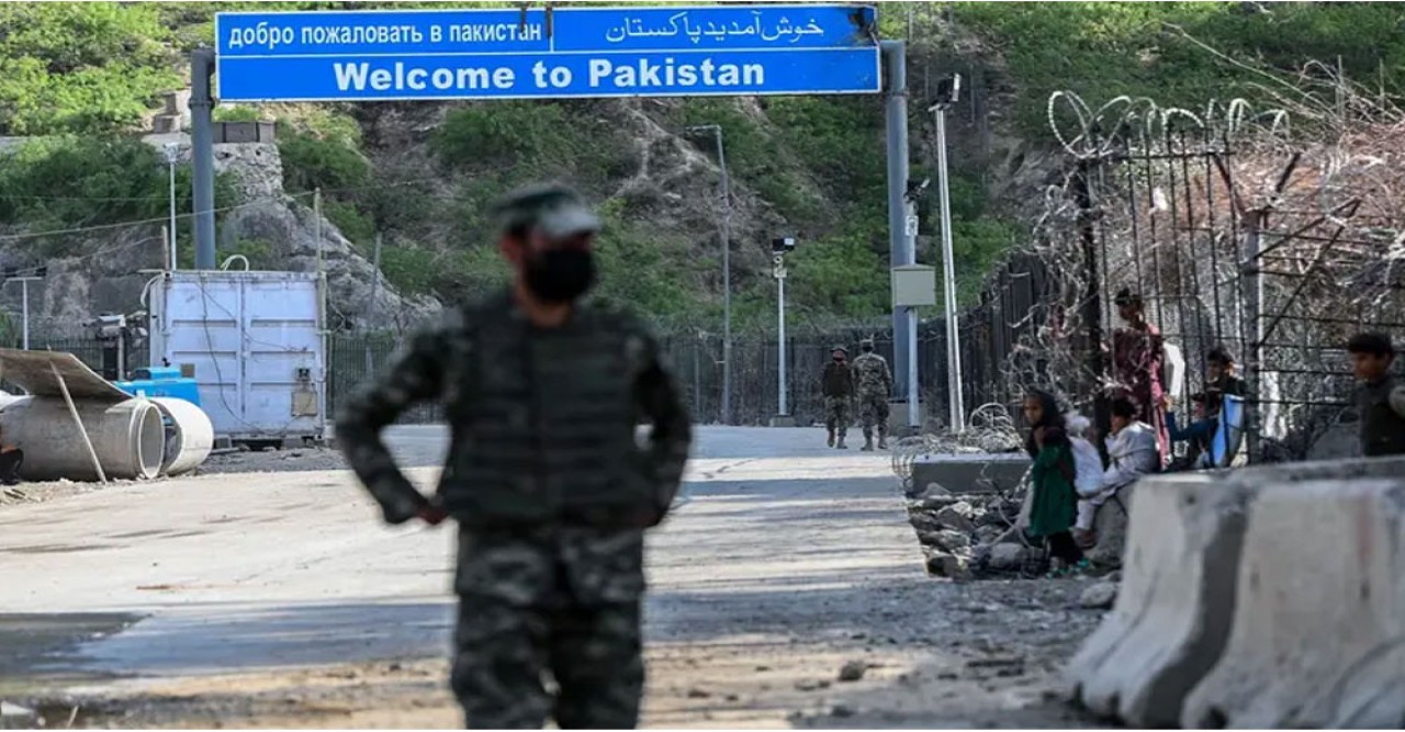 পাকিস্তানের সীমান্তবর্তী অঞ্চলে বিমান হামলা, নিহত অন্তত ২৩ বেসামরিক