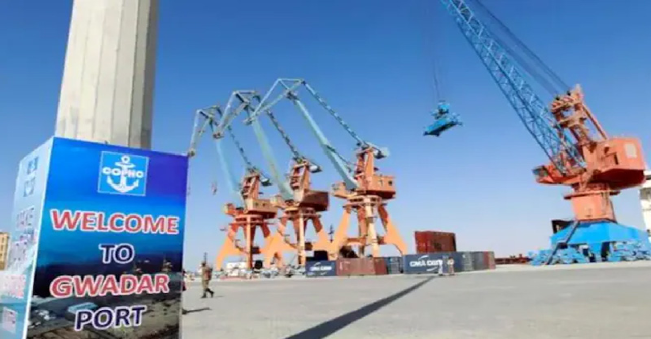 পাকিস্তানে বুলেটপ্রুফ গাড়ি ব্যবহার করবেন চীনা কর্মকর্তারা