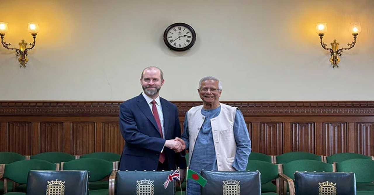 প্রধান উপদেষ্টার সঙ্গে যুক্তরাজ্যের বাণিজ্যমন্ত্রীর বৈঠক