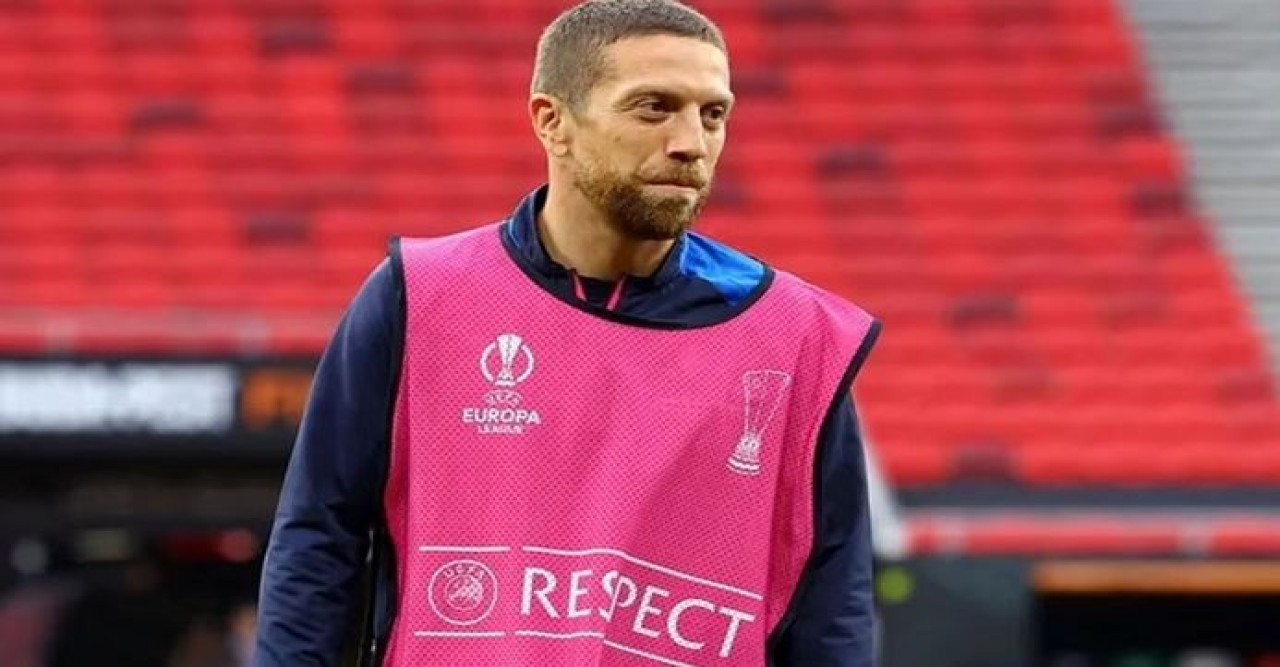 দুই বছর নিষিদ্ধ মেসির সতীর্থ