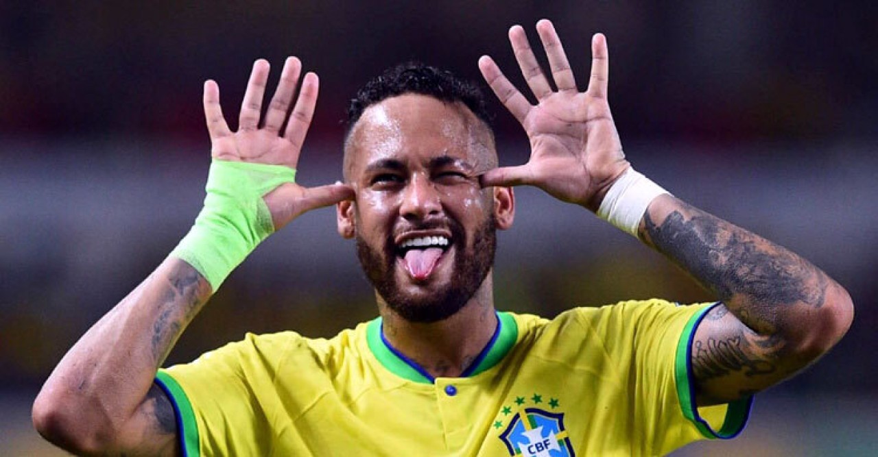 ১৭ মাস পর ব্রাজিল দলে নেইমার
