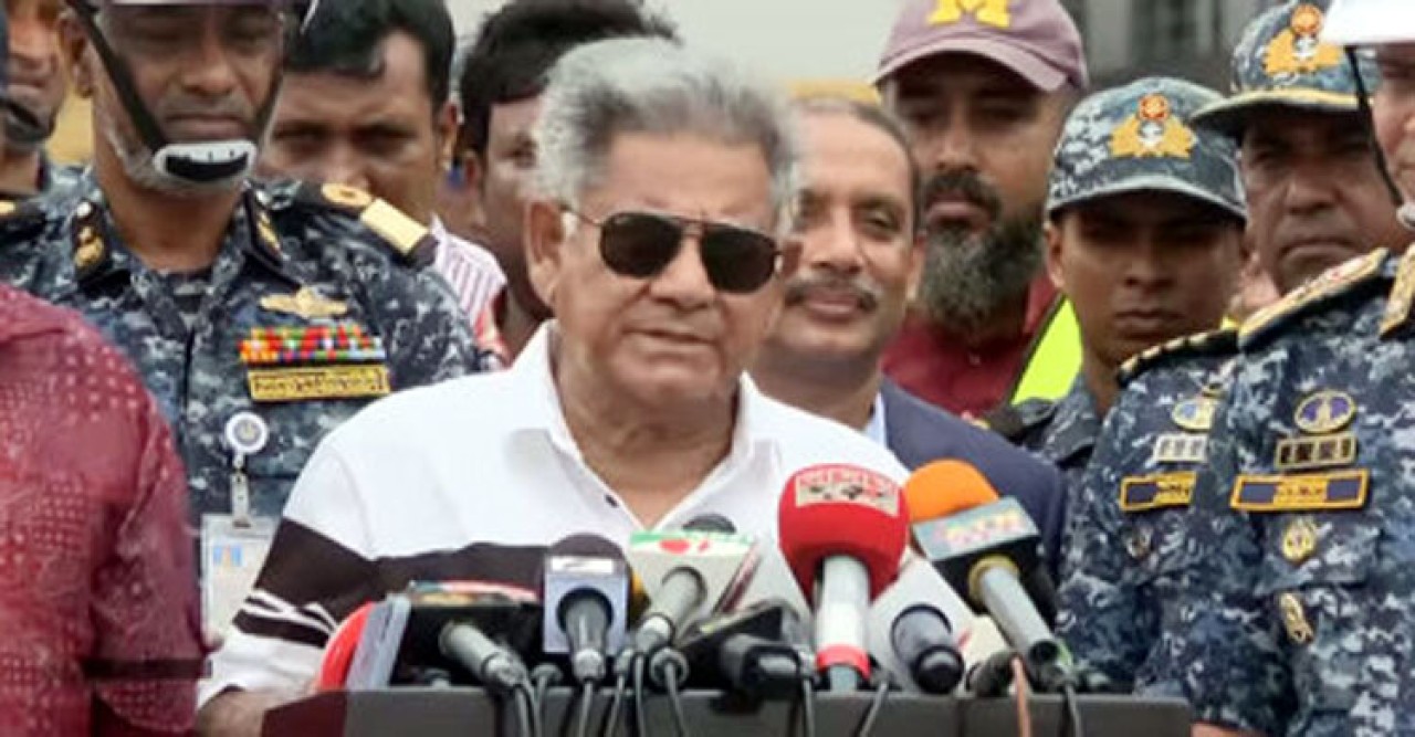 চট্টগ্রাম বন্দর দেশের সম্পদ, এটা নিয়ে যেন প্রোপাগান্ডা না হয় - উপদেষ্টা সাখাওয়াত