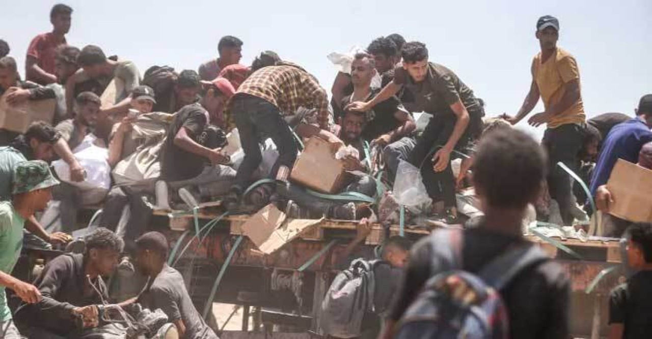 গাজায় ত্রাণের অপেক্ষায় থাকা লোকজনকে গুলি, একদিনে নিহত আরও ৬২