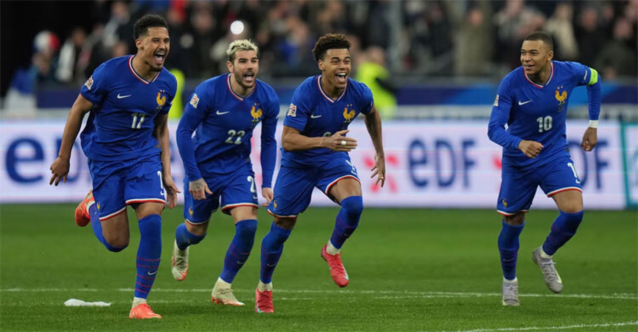 রুদ্ধশ্বাস টাইব্রেকারে ক্রোয়েশিয়াকে হারিয়ে সেমিতে ফ্রান্স