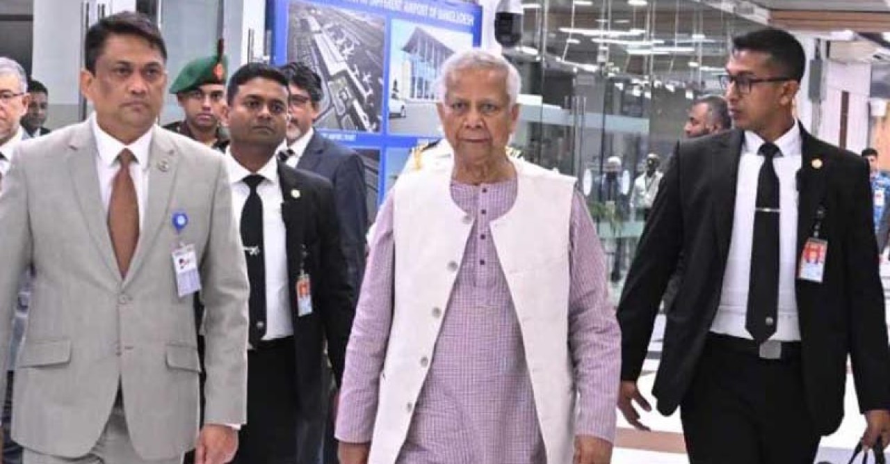 দেশের পথে রওয়ানা হয়েছেন প্রধান উপদেষ্টা