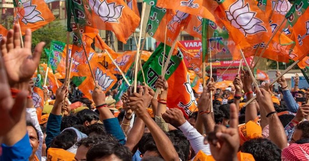 ভারতে ভোট শুরু আজ জরিপে আবার বিজেপির বড় জয়ের আভাস