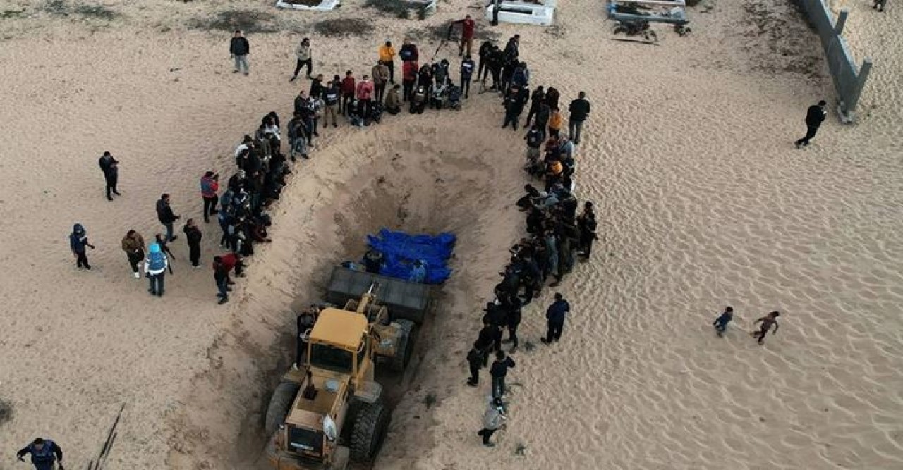 গাজায় নিহত ৮০ ফিলিস্তিনির লাশ ফেরত দিল ইসরায়েল