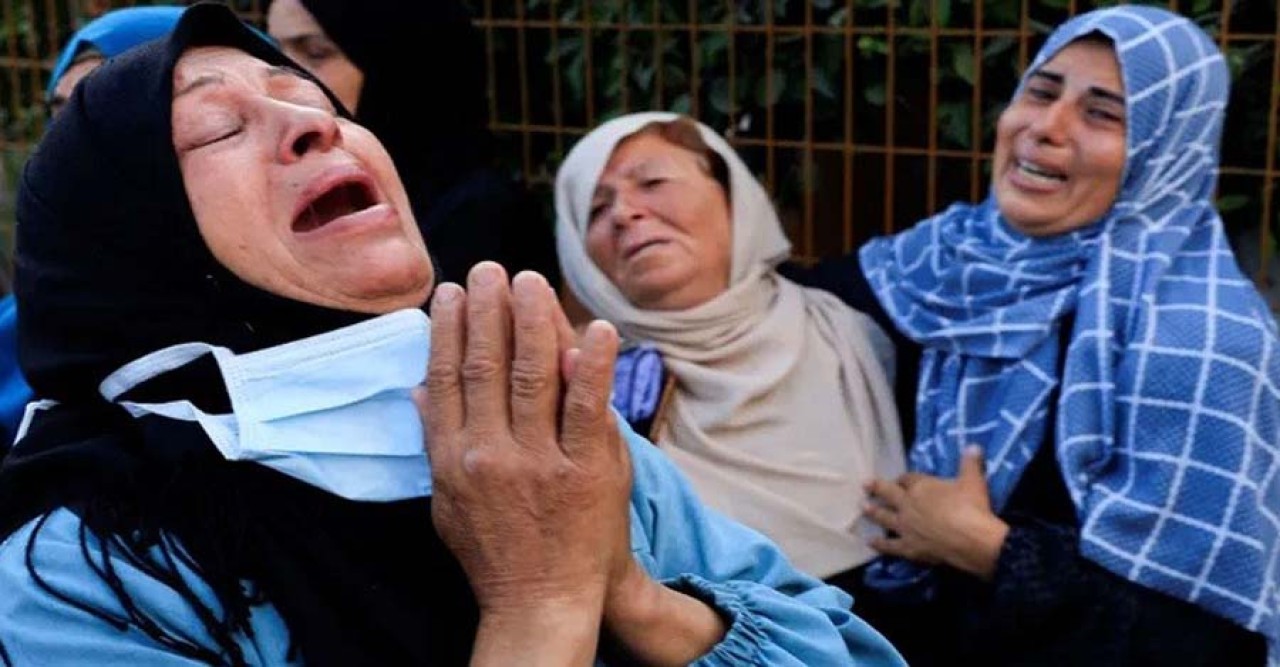 গাজায় ঈদের দিন ইসরায়েলি হামলায় নিহত ৪২, বন্ধ খাদ্য বিতরণ