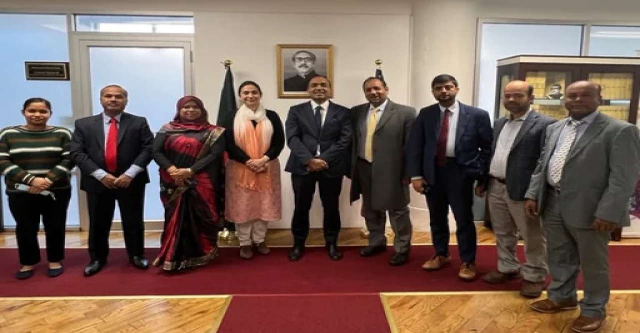 নিউইয়র্ক কন্স্যুলেটে ‘প্রবাস-বান্ধব’ কূটনীতির ধারাবিবরণী