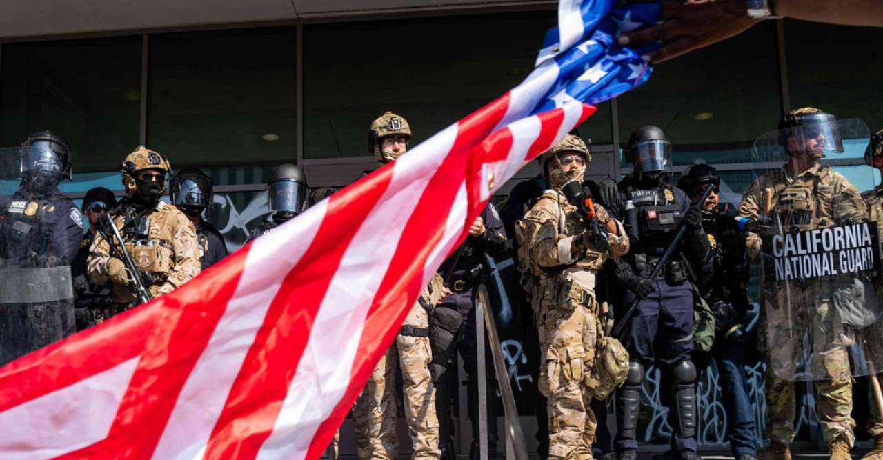 চতুর্থ দিনে বিক্ষোভ, লস অ্যাঞ্জেলেসে ৭০০ মেরিন সেনা মোতায়েন