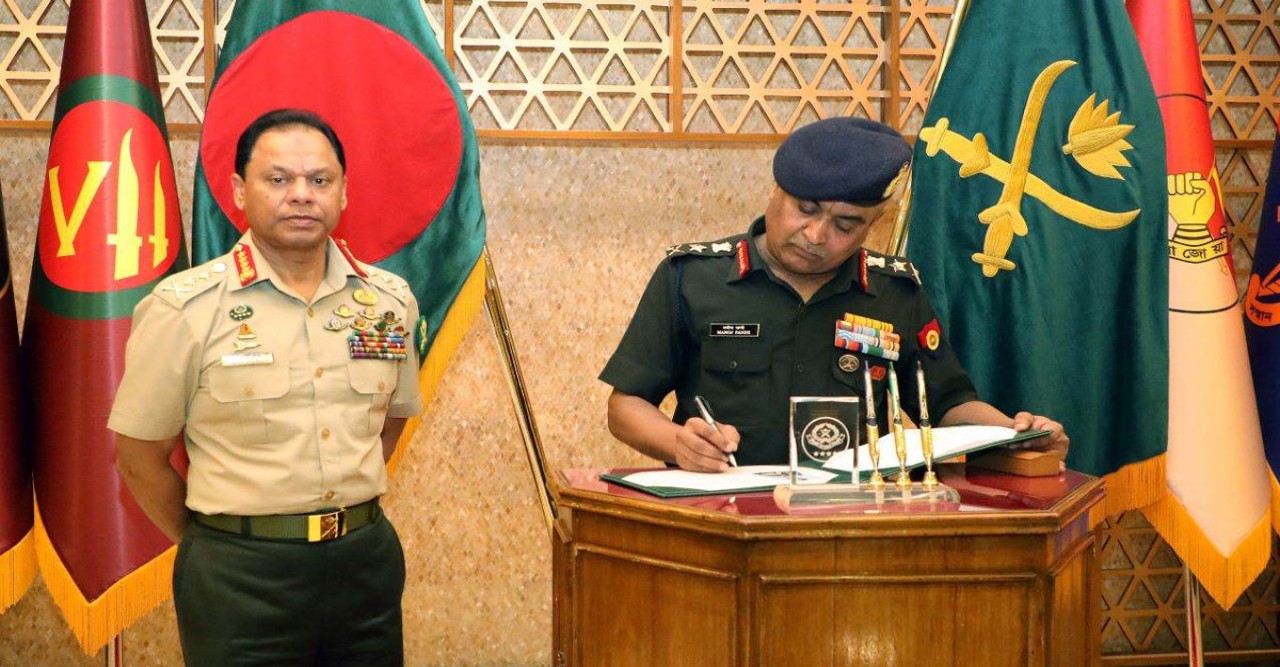 বাংলাদেশ সফরে এসেছেন ভারতের সেনাপ্রধান