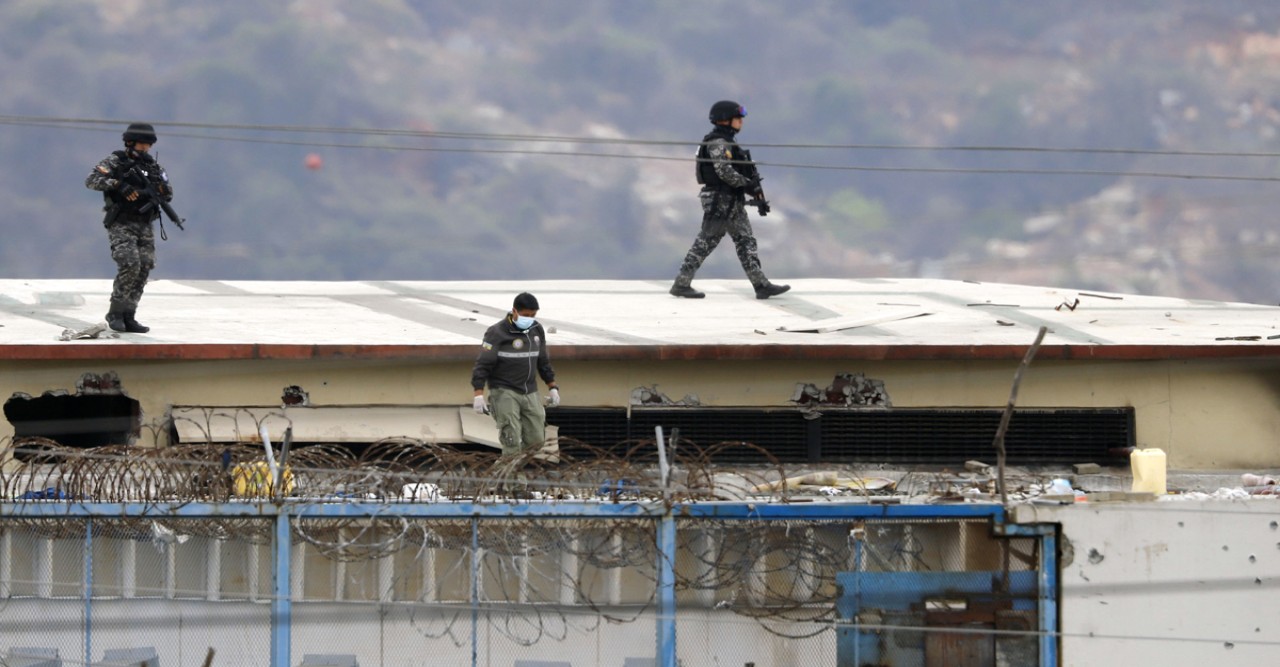 ইকুয়েডরে ৫৭ কারারক্ষী-পুলিশকে জিম্মি করল কারাবন্দিরা