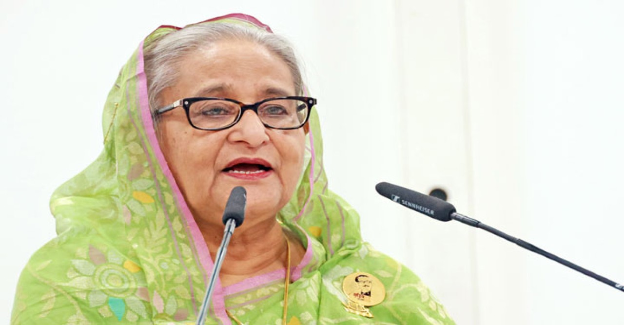 উন্নয়ন-শান্তির পক্ষে থাকতে শিক্ষকদের প্রতি প্রধানমন্ত্রীর আহ্বান