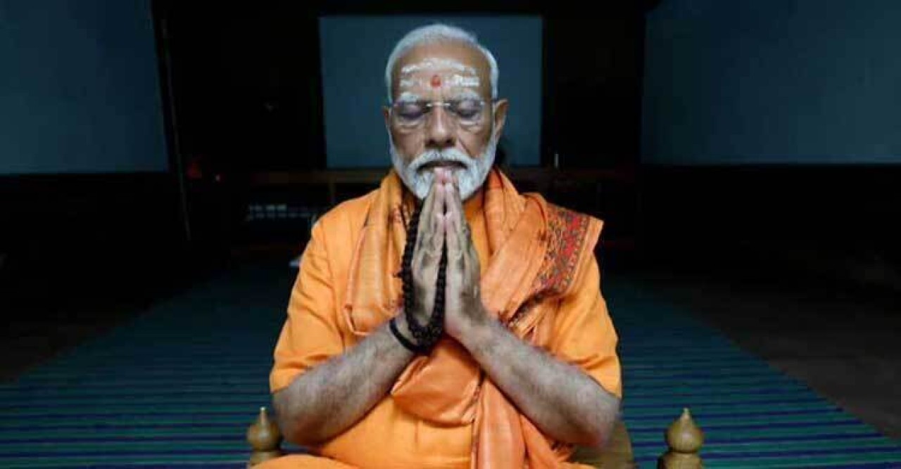 ধ্যান ভেঙেছেন মোদী, বুথফেরত জরিপে এগিয়ে বিজেপি