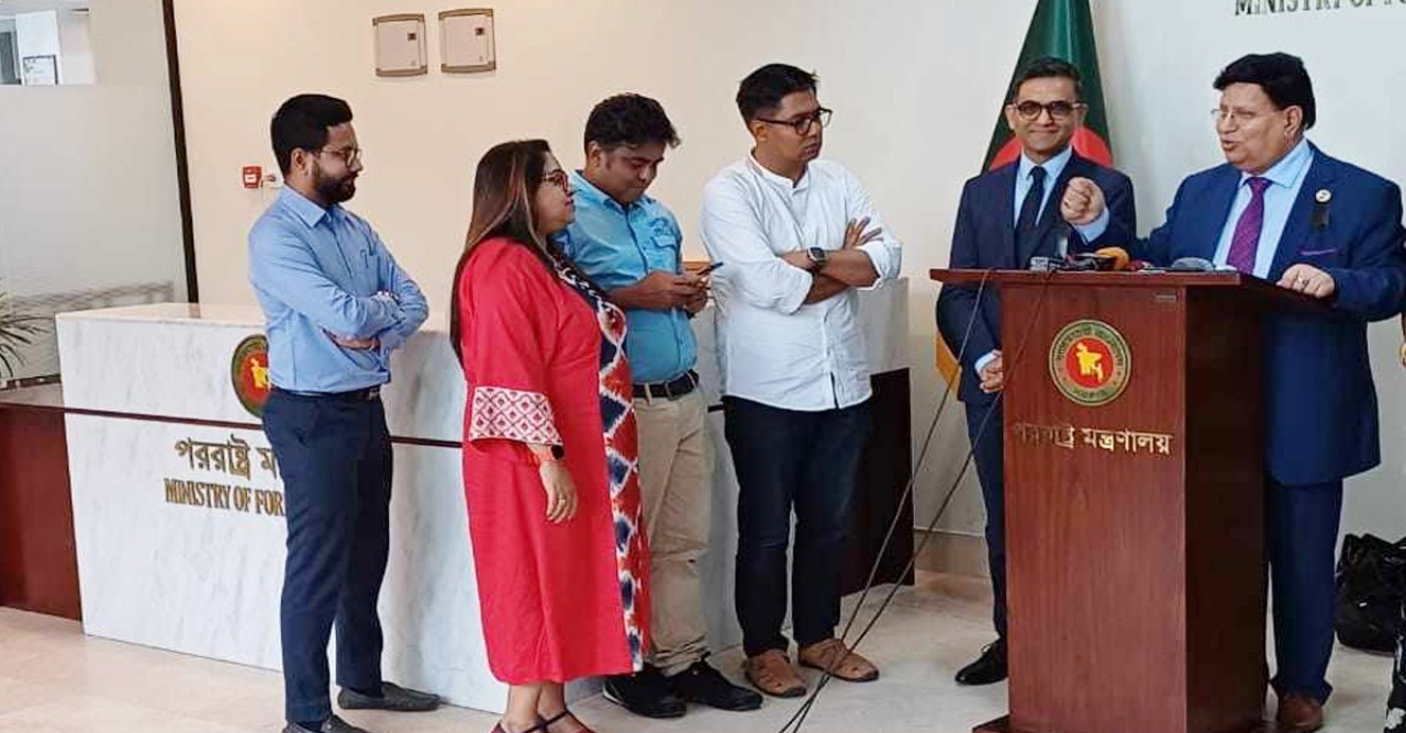 রোহিঙ্গাদের প্রত্যাবাসন নিয়ে দোলাচলে সরকার : পররাষ্ট্রমন্ত্রী