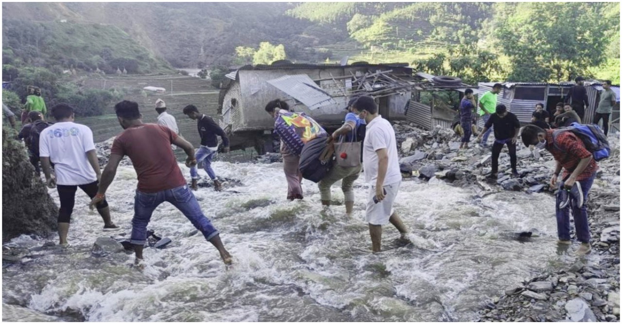 নেপালে ভারী বর্ষণে বন্যা-ভূমিধস, হতাহত ২৬