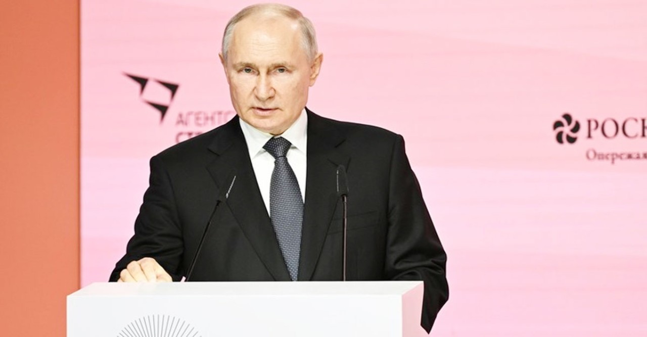 পশ্চিমের সঙ্গে প্রতিযোগিতায় যেতে আমরা প্রস্তুত : পুতিন