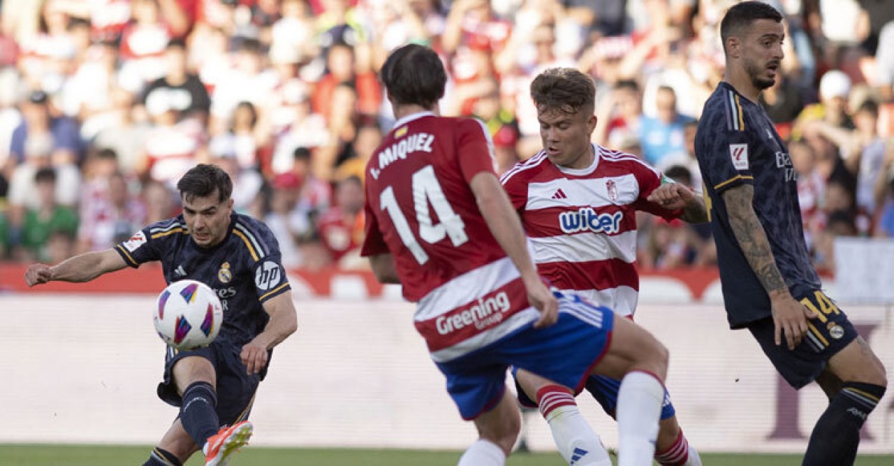 গ্রানাডাকে একহালি দিয়ে শিরোপা উদযাপন রিয়াল মাদ্রিদের