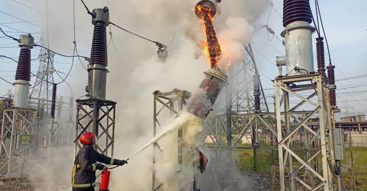 হাটহাজারীতে জাতীয় গ্রিডের ট্রান্সফরমারে বিস্ফোরণ