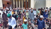 টানা ৬০ দিন জামাতে নামাজ পড়ে বাইসাইকেল পেল ৩১ কিশোর