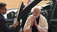 কুয়েত সফরে গেলেন নরেন্দ্র মোদী