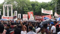 শহীদ মিনার থেকে ৪ দফা দাবি আন্দোলনকারীদের