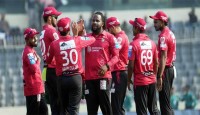 মাহমুদউল্লাহর ব্যাটে ঝড়, বড় স্কোর তাড়া করে শুভ সূচনা বরিশালের