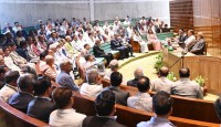 তারেক রহমানের সভাপতিত্বে সরকারি দলের সংসদীয় সভা