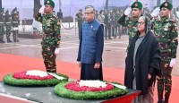 শহীদ বুদ্ধিজীবী স্মৃতিসৌধে রাষ্ট্রপতি-প্রধানমন্ত্রীর শ্রদ্ধা
